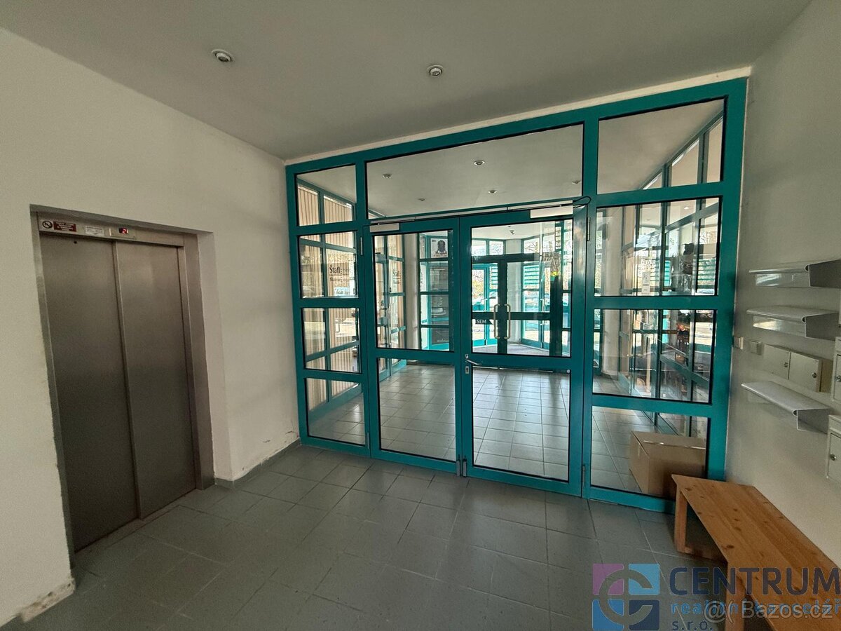Pronájem komerčních prostor v Jablonci nad Nisou - 5