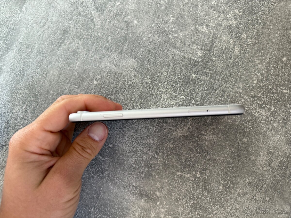 Apple IPhone XR 64gb - 5