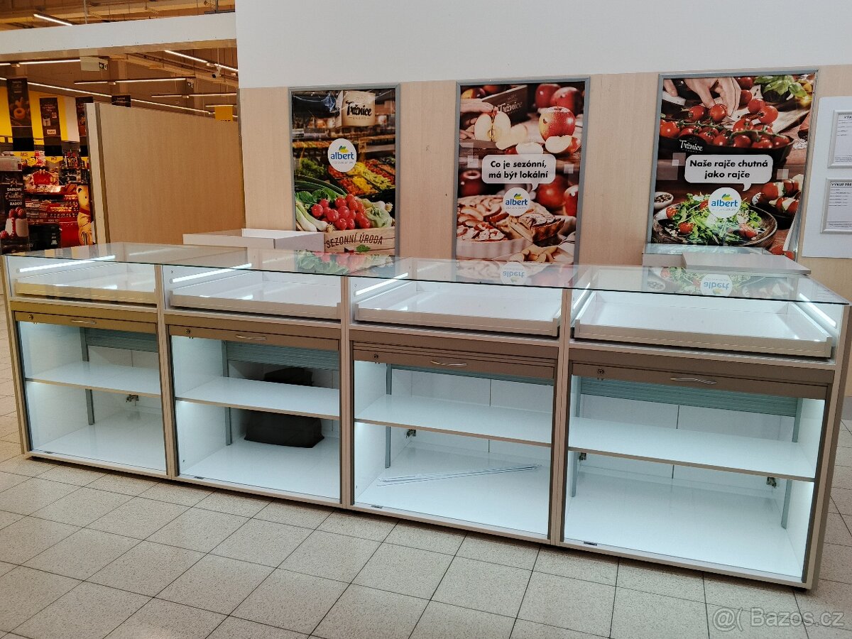 Prodejní prosklený ostrůvek do obchodu - 5