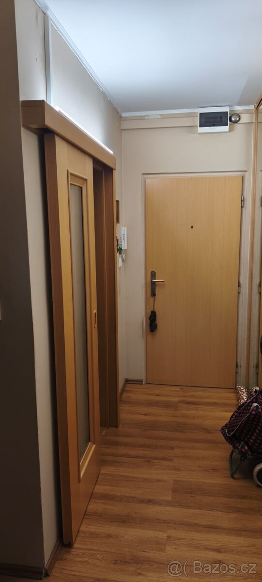Byt 2kk z balkónem v OV - 5