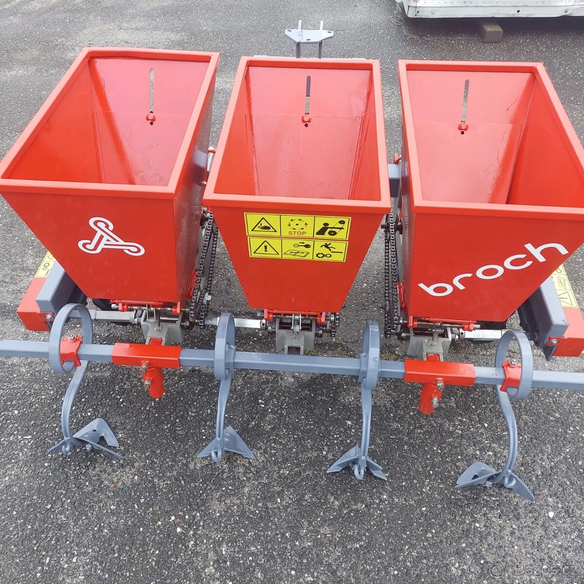 SAZEČ NA ČESNEK J.J. BROCH 3 řádkový - 5