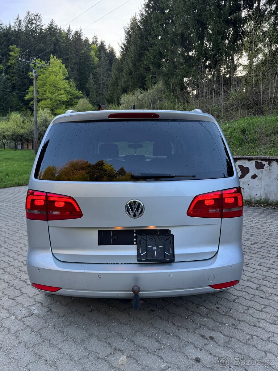 Volkswagen Touran 1.6 TDI 77kw Life, Light & Park Assist - 5