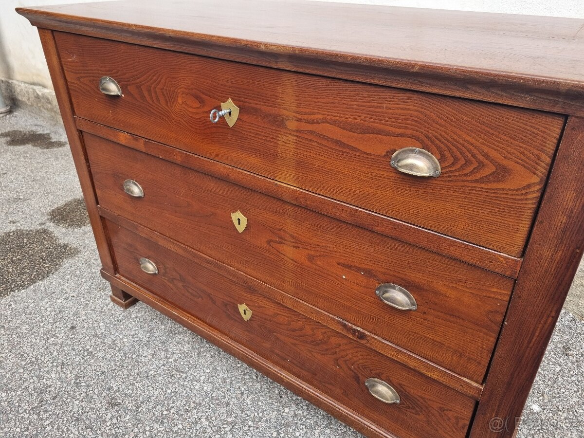 STARÁ DUBOVÁ KOMODA - 5