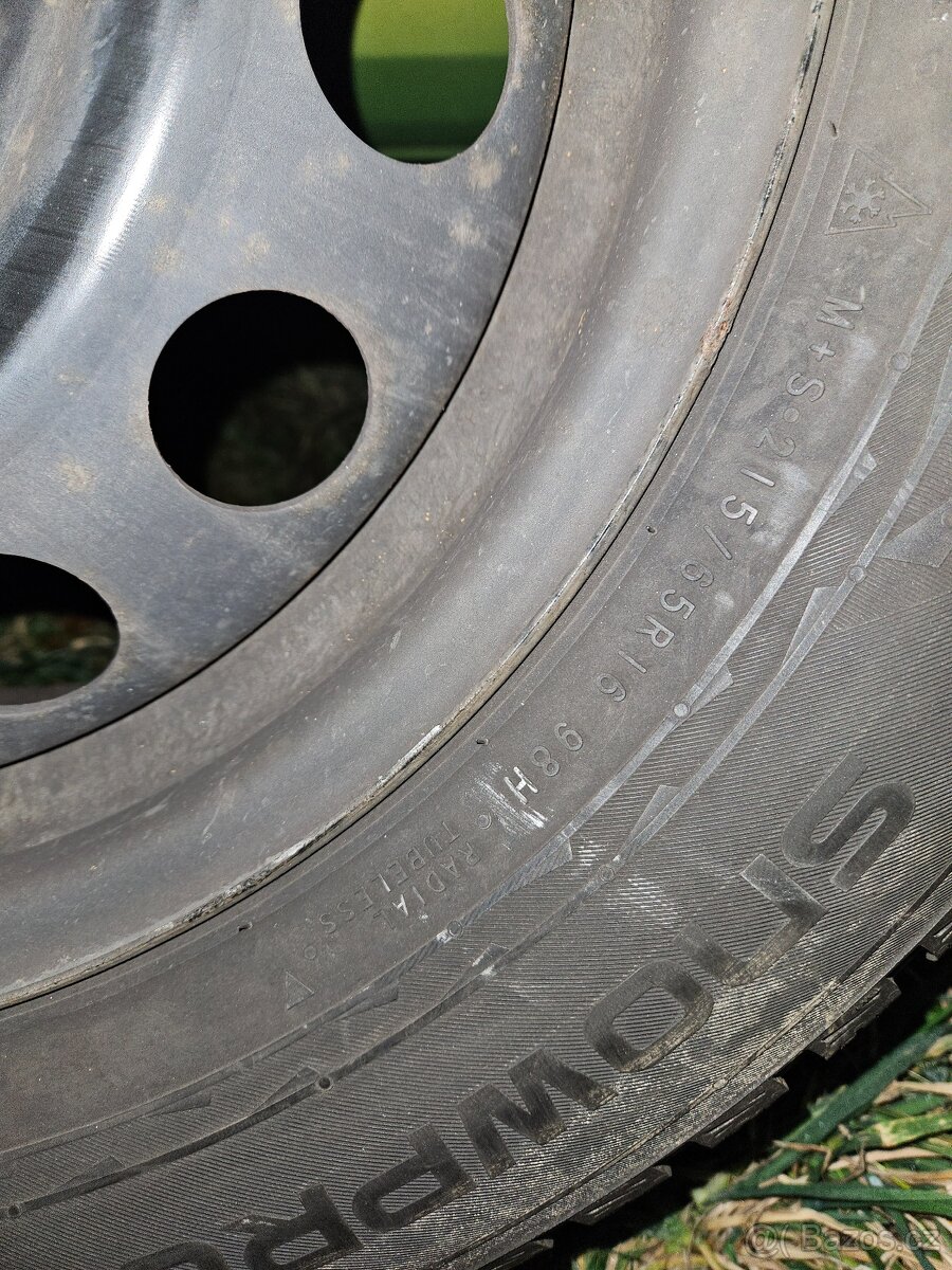 Zimni pneu + plechove disky - 5