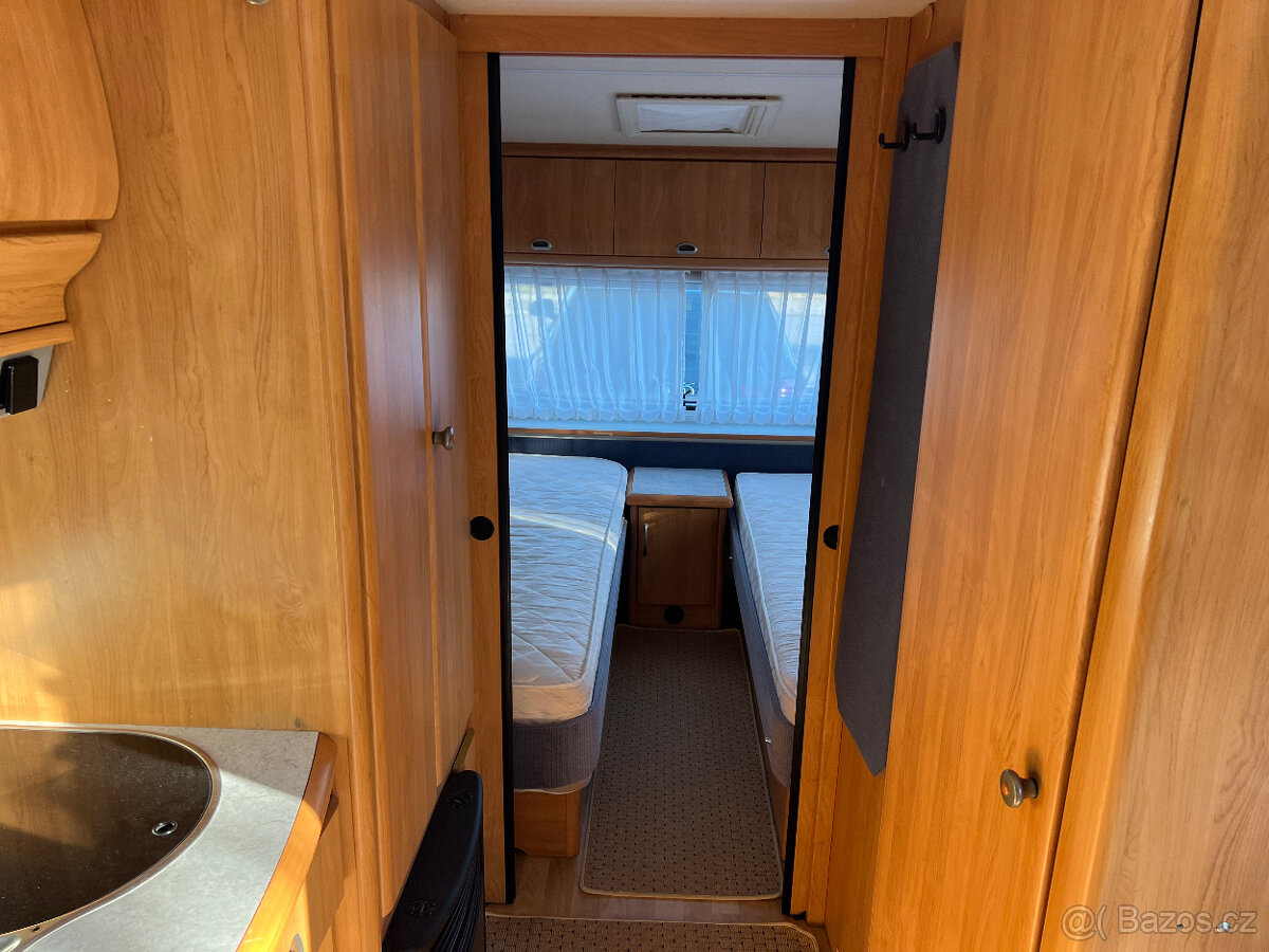 Karavan Hobby Excellent 495,R.V.: 2002 - 5