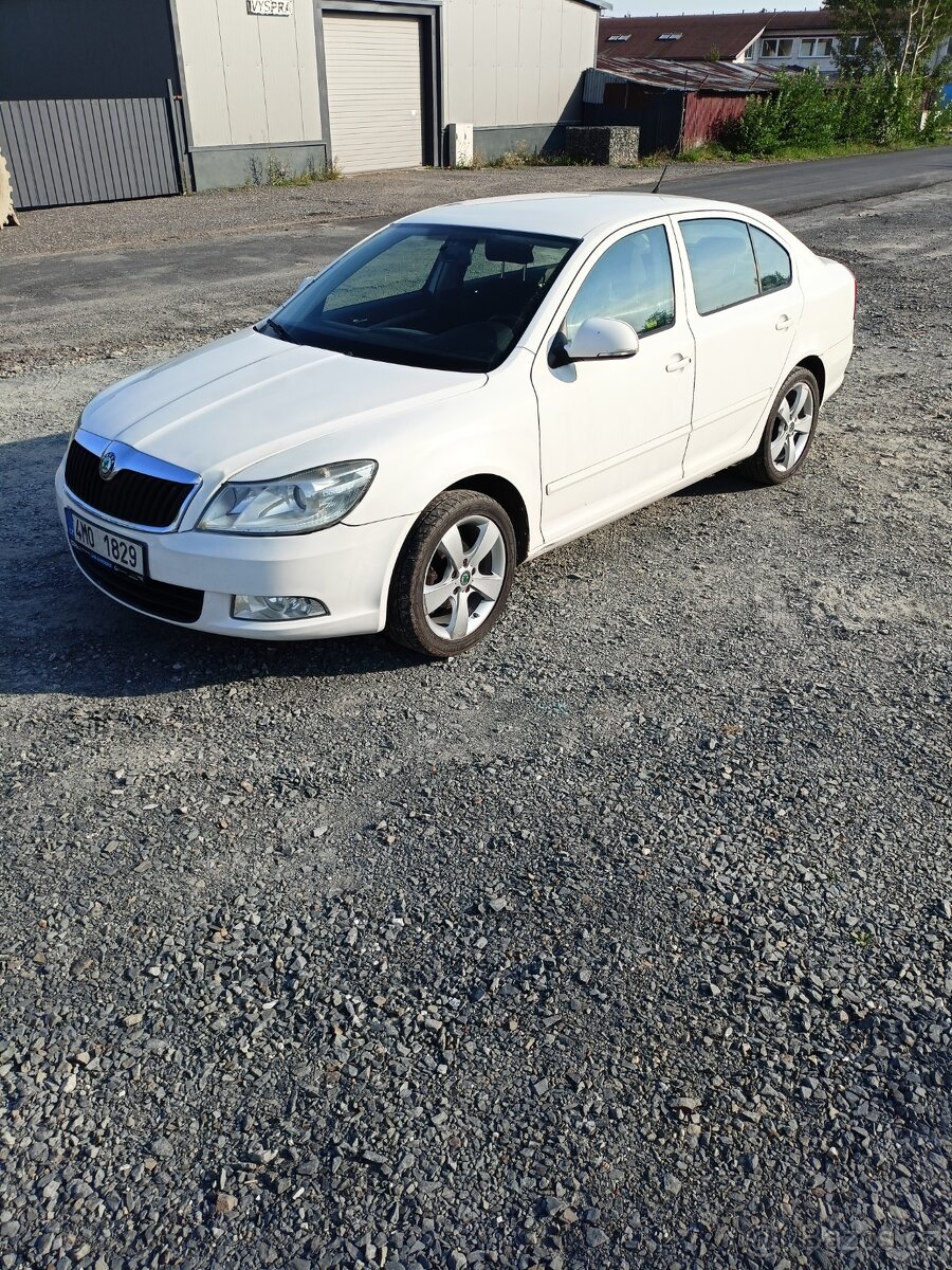 Prodám Škoda Octavia 2 facelift, 1.9 TDI 77kw, STK 6/26 - 5