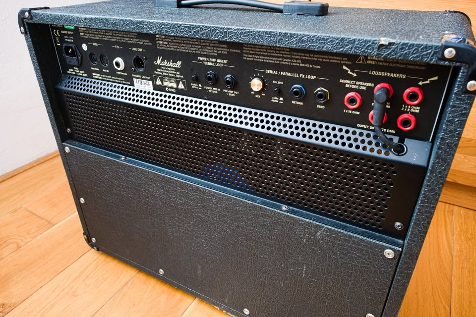 Marshall JVM 215c - 5