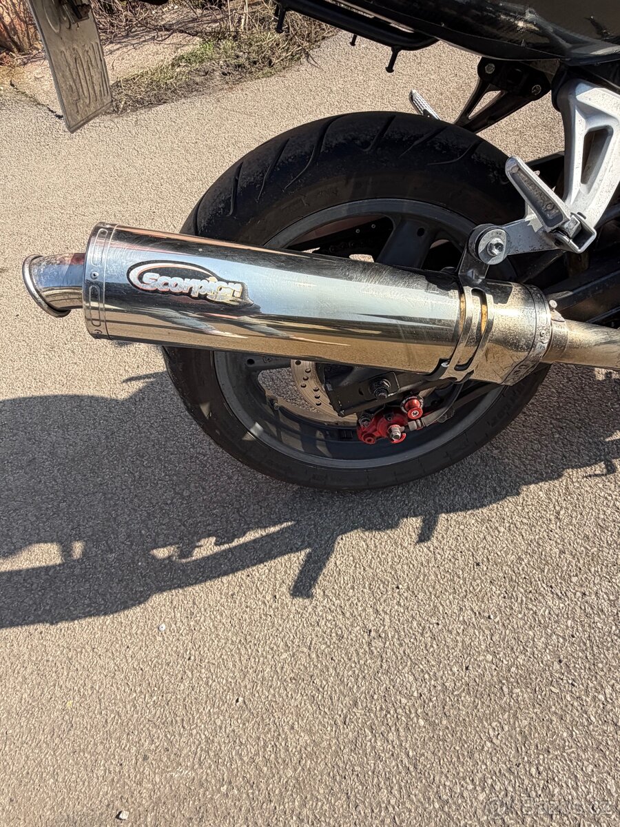 Suzuki Sv650 - 5