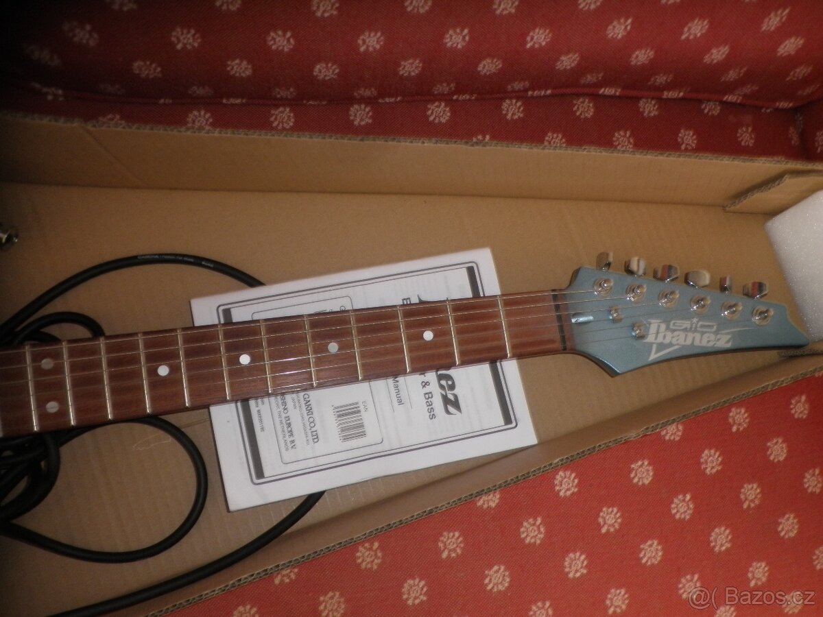 Sestava - elektrická kytara, combo, ladička - 5