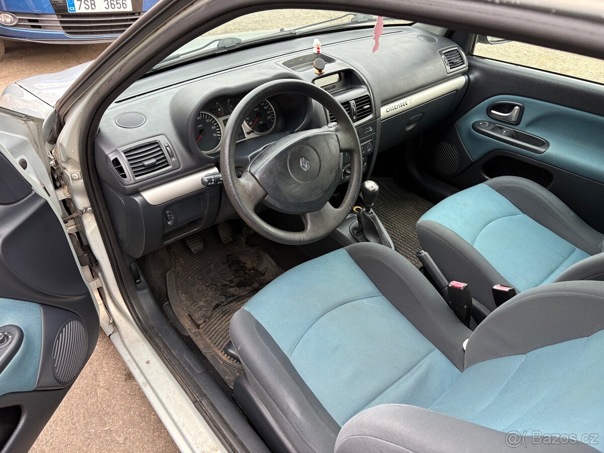 Renault clio 1.2 - 5