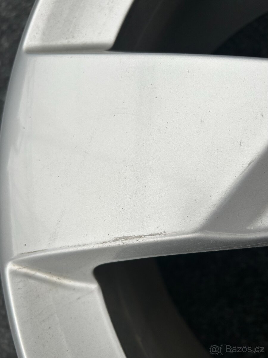 alu kola Audi 5x112 R17 - 5