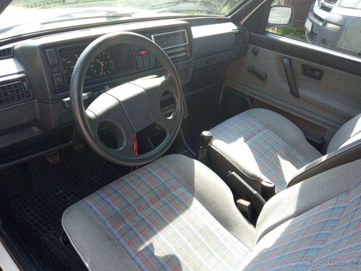 VW Golf 1.6 Rabbit - 5