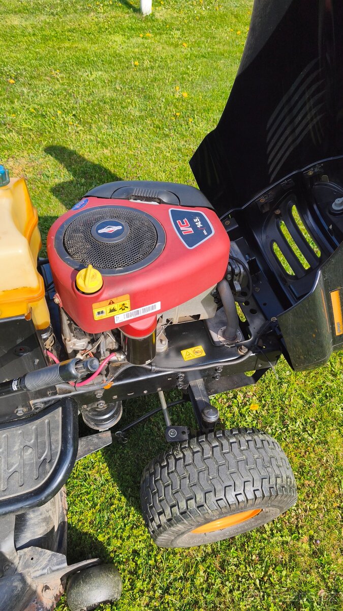 Zahradní traktor Partner - 5