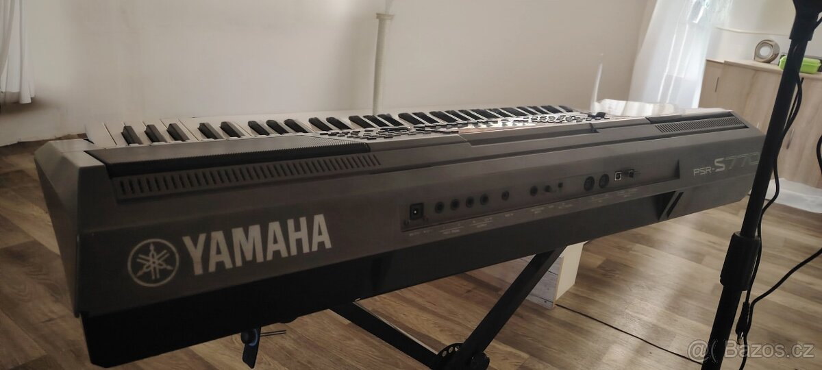 Yamaha - 5