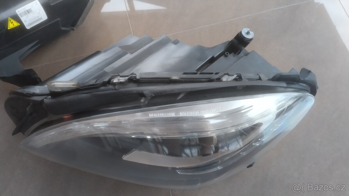 Přední LED světla Mercedes Benz ML - w166 - 5