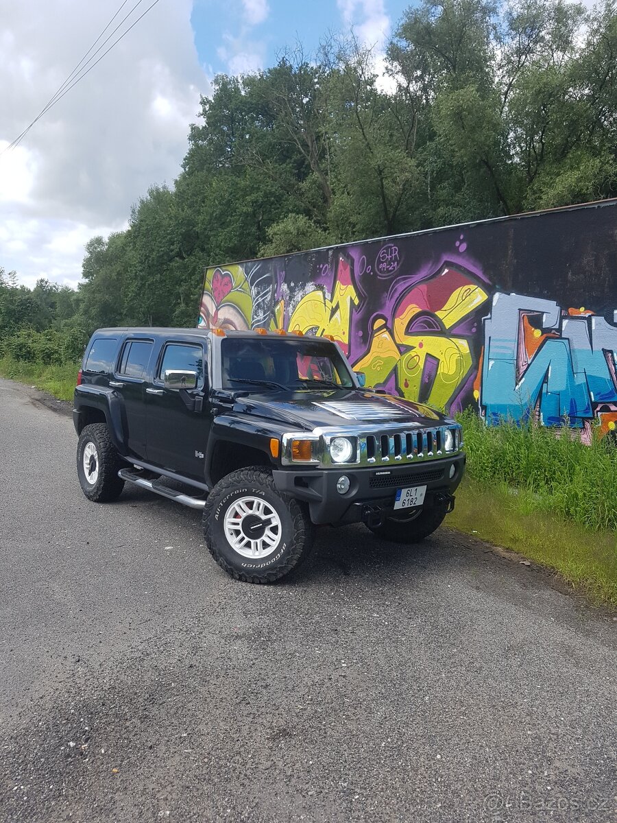 Hummer H3 3.7 americká verze manuál,LPG, tažné zařízení