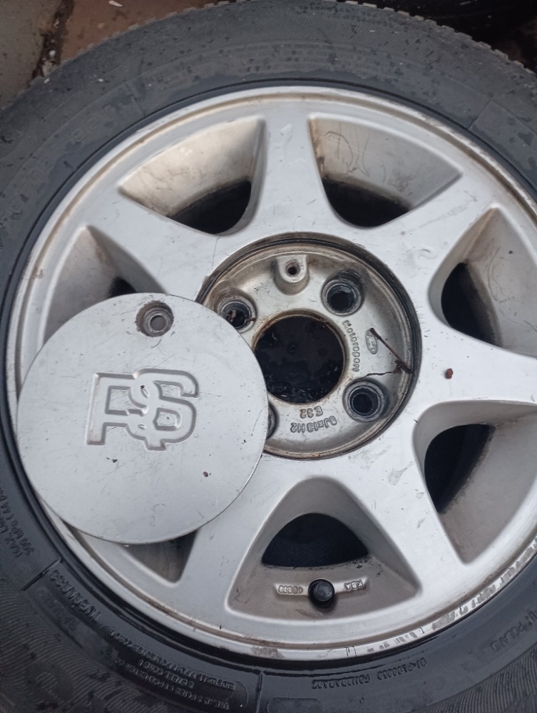 ALU kola veterán Ford rs motorsport 6jx13h2 et32