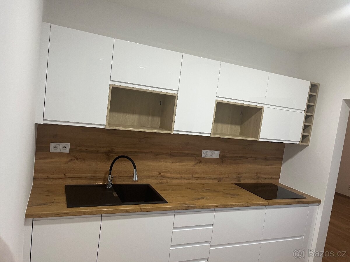 Prodej družstevního bytu 3+1 po kompletní rekonstrukci v Čes - 5