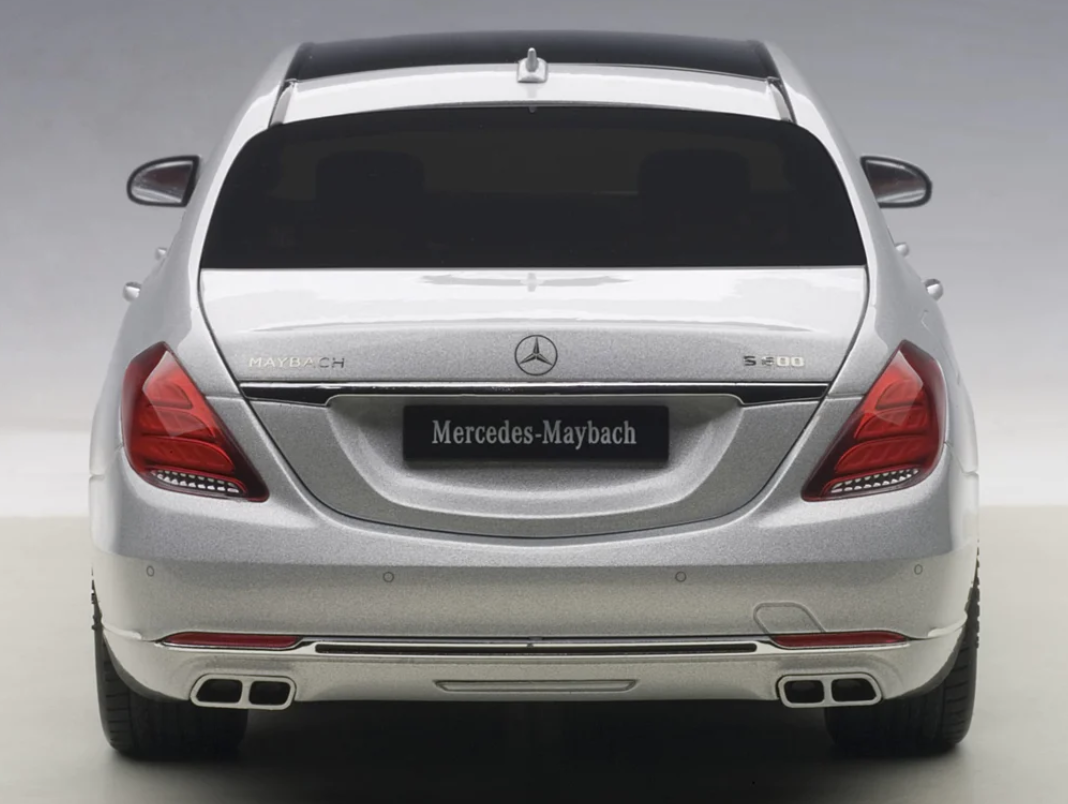 Model 1:18 Mercedes Maybach S-Klasse S600 (SWB) Autoart - 5