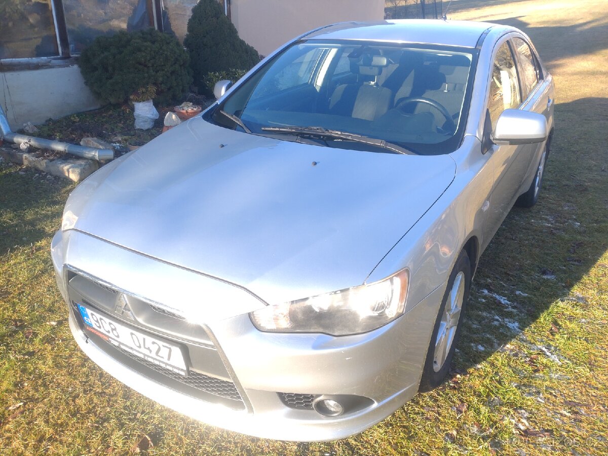 Mitsubishi Lancer 1.5 80 kW 2011 - 5