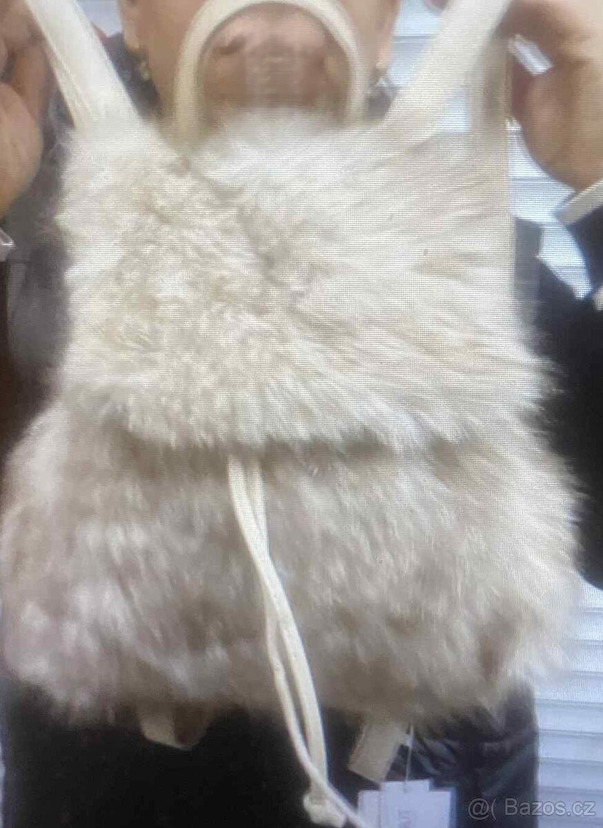 Nový krásný chlupatý batůžek - 5