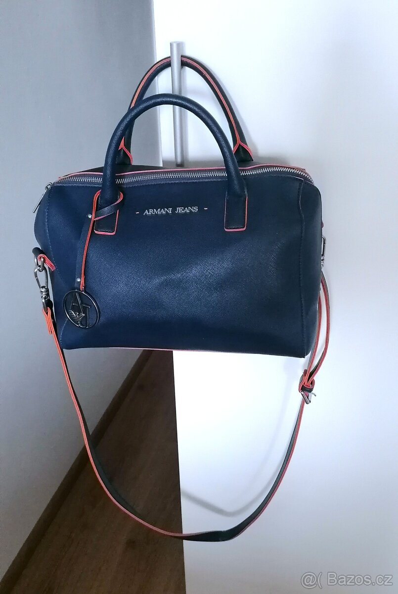 kabelka zn. Armani Jeans, jako nová - 5