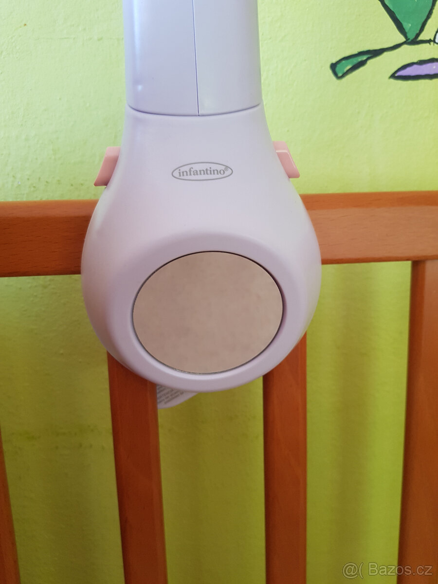 Kolotoč nad postýlku - 5