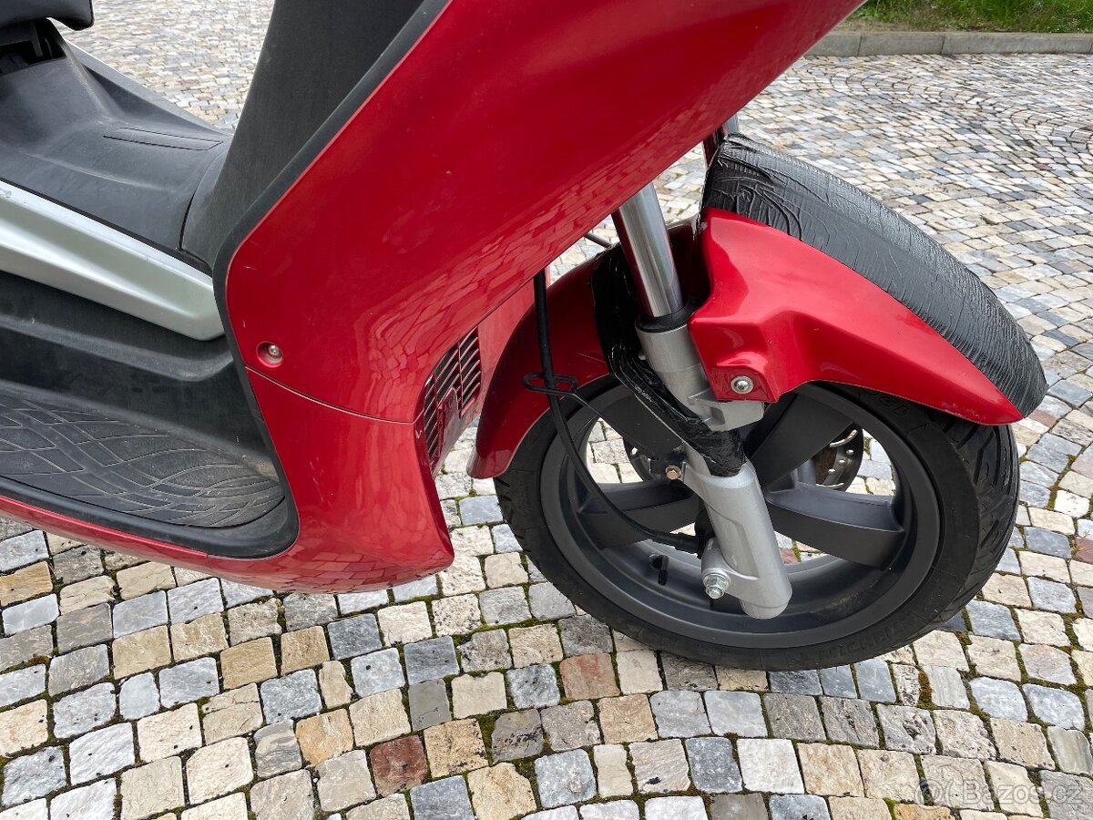 TGB - xmotion - 125 ccm - rok 2012 - 5