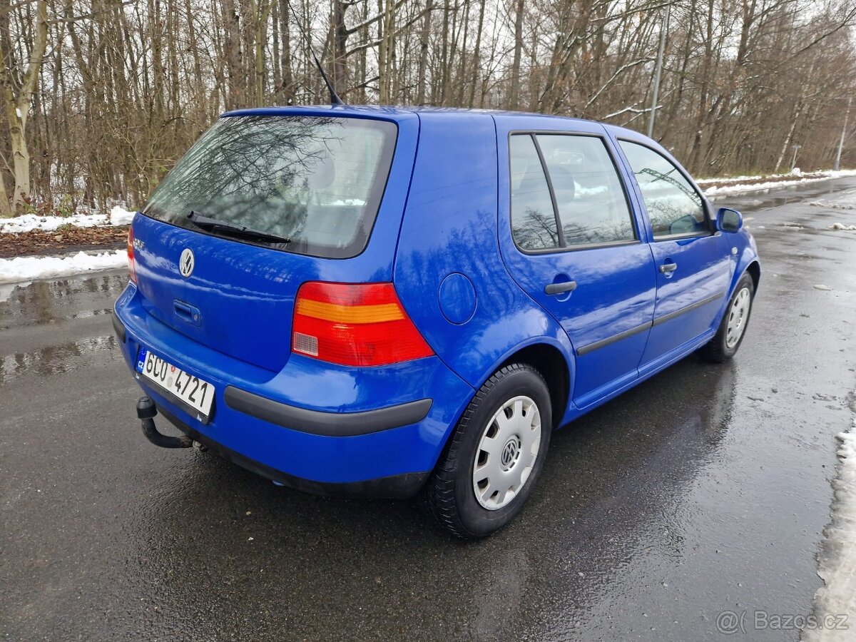 Vw GOLF 1.4 16V benzín - 5