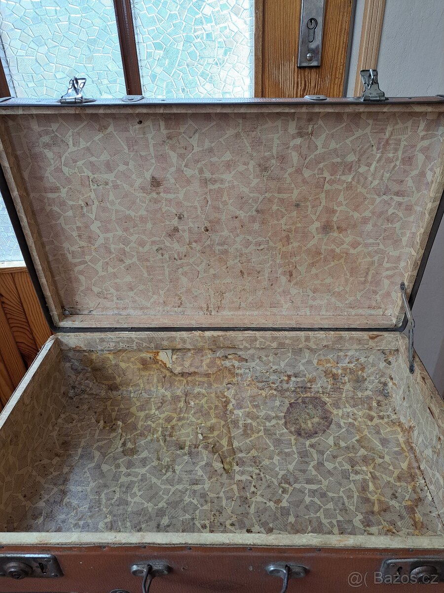 Starožitný cestovní kufr - 5