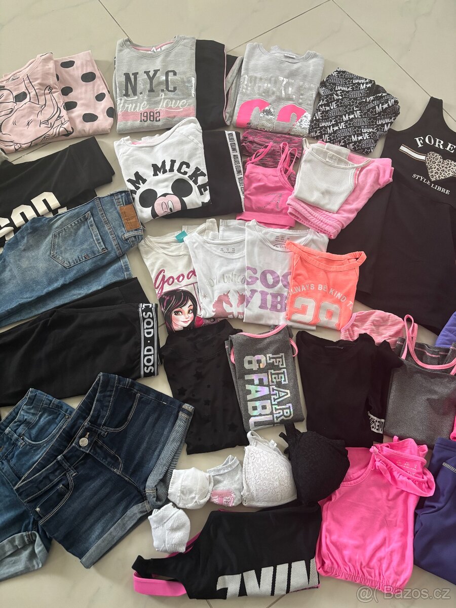 Komplet dívčího oblečení 8 - 10 let - 5