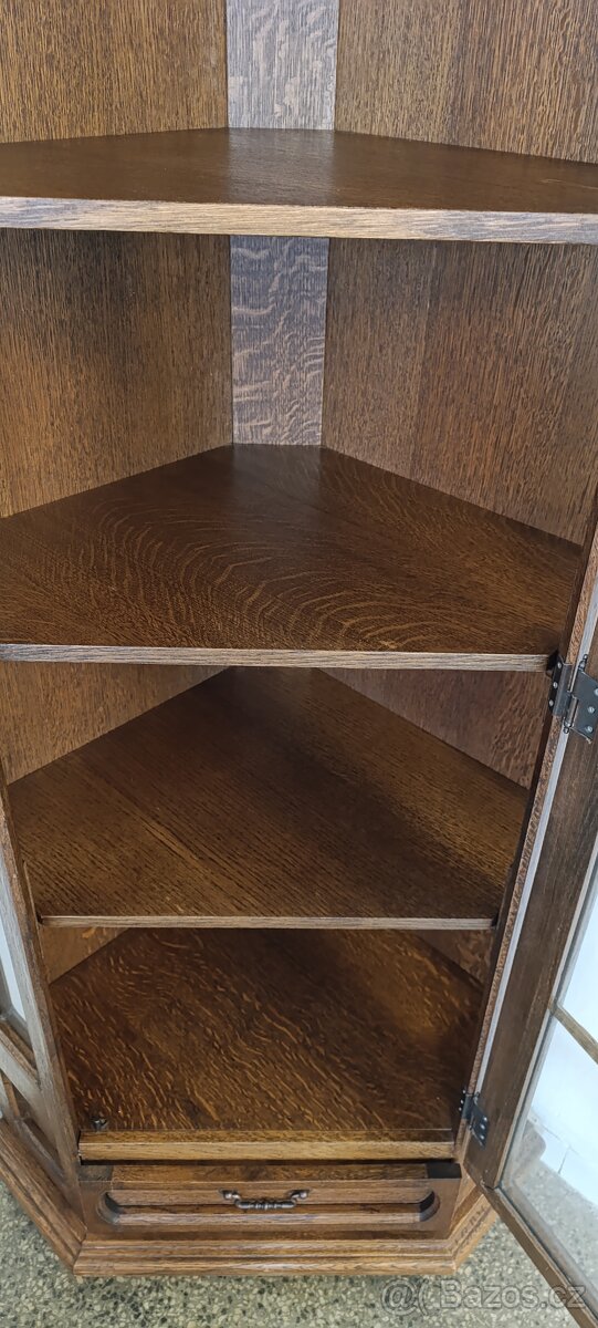 Rustikální rohová vitrína, masív, Nábytek s příběhem - 5