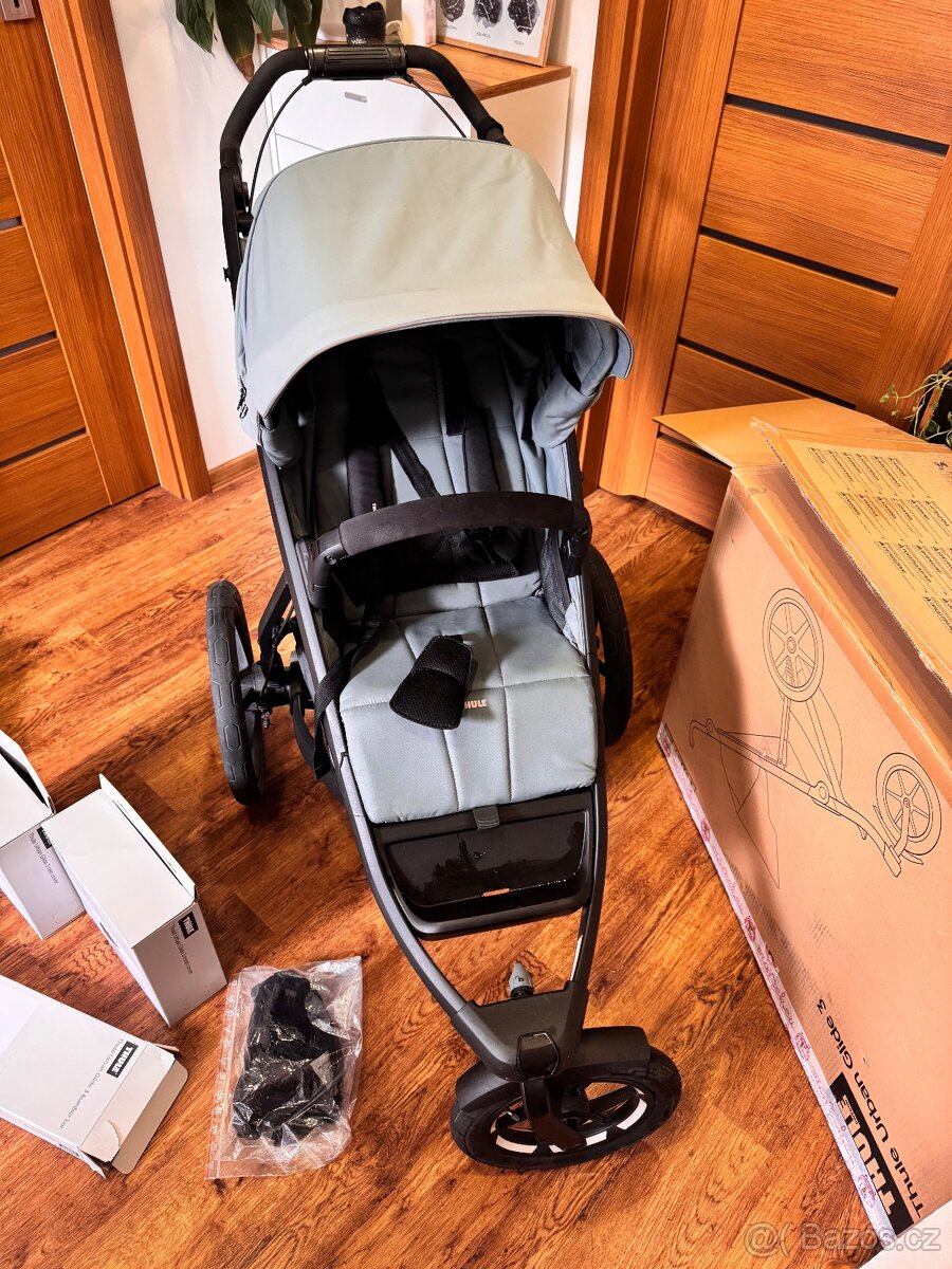 Thule Urban glide 3 s příslušenstvím - 5