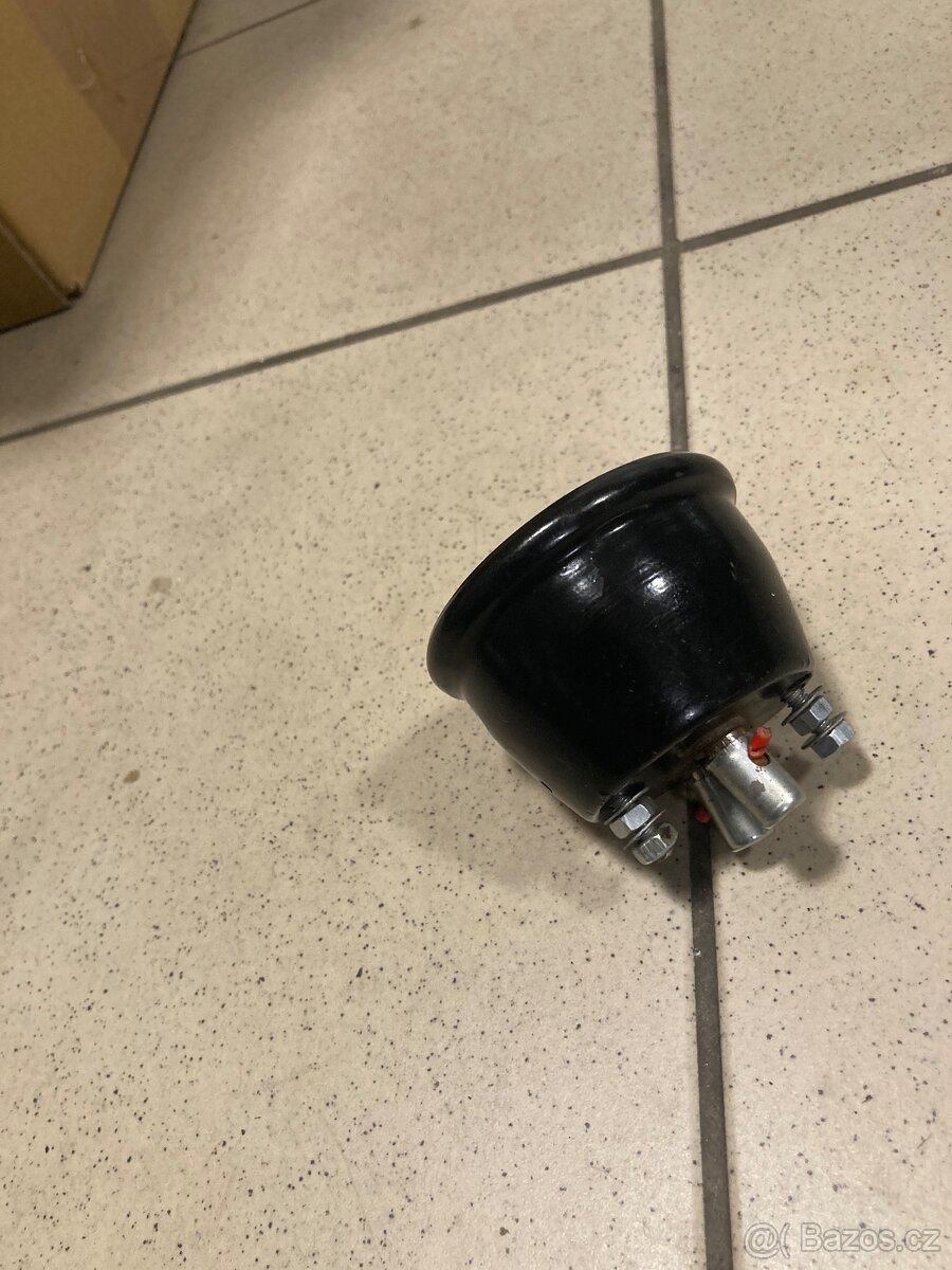 Lucas zadní svetlo - 5