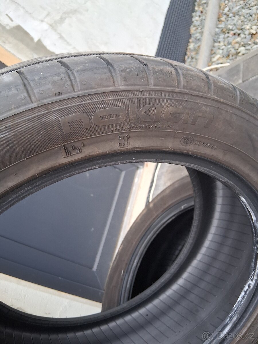 Pneu 235/45 ZR 17 Nokian - 5