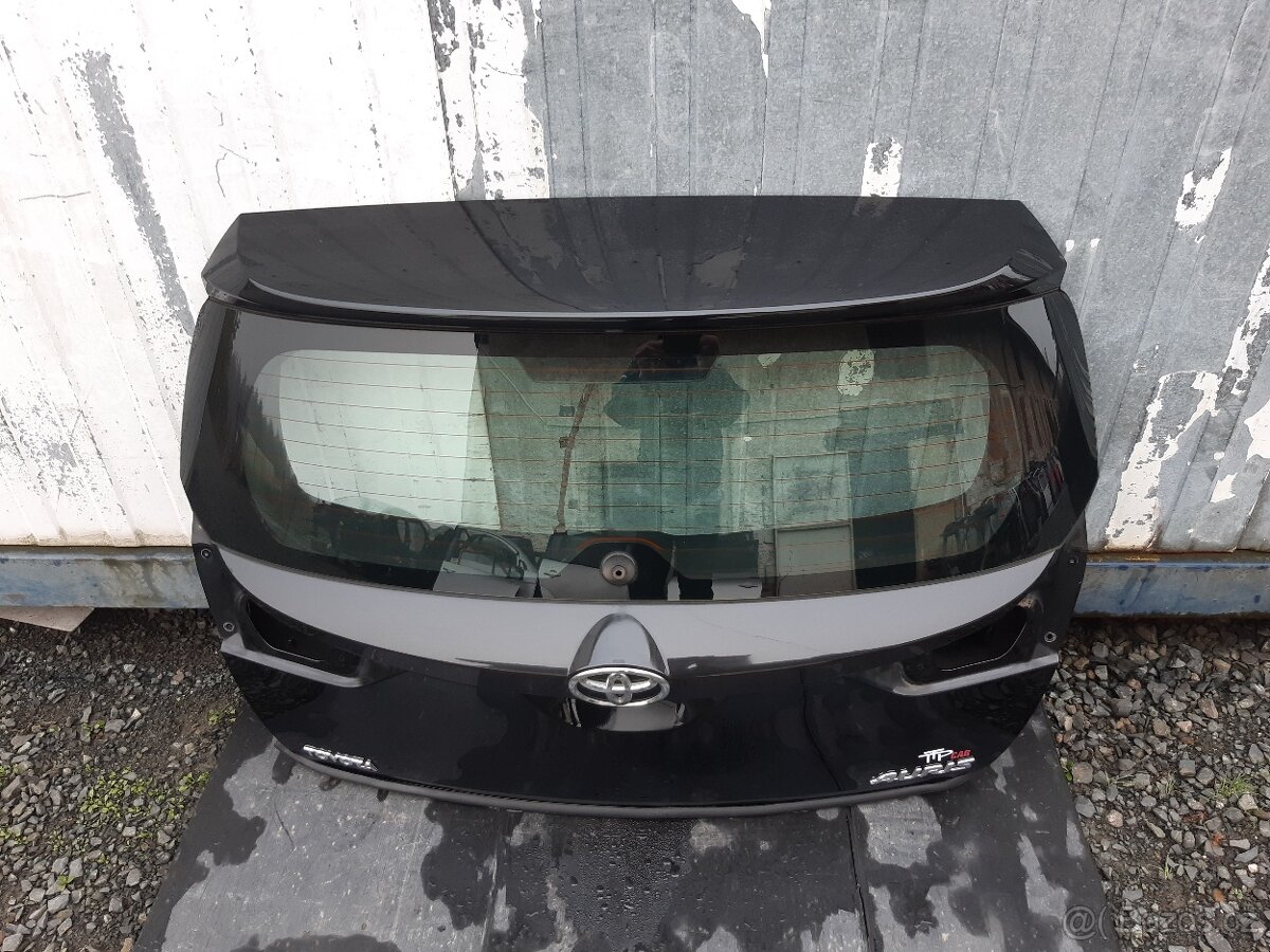 Toyota Auris dveře - 5