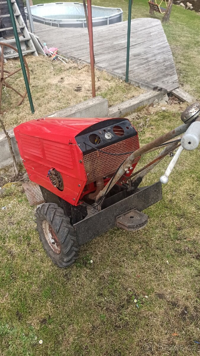 Zahradní traktůrek-freza - 5