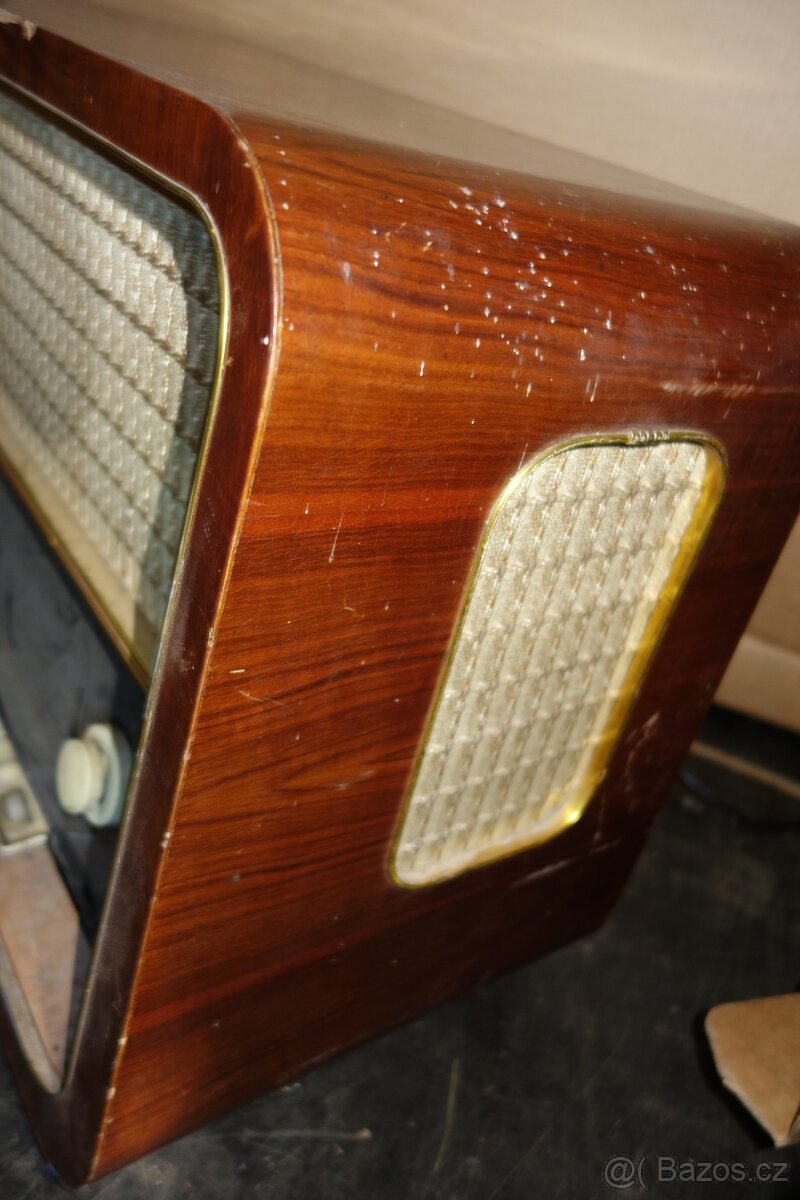 RFT STRADIVARI 3 - 5