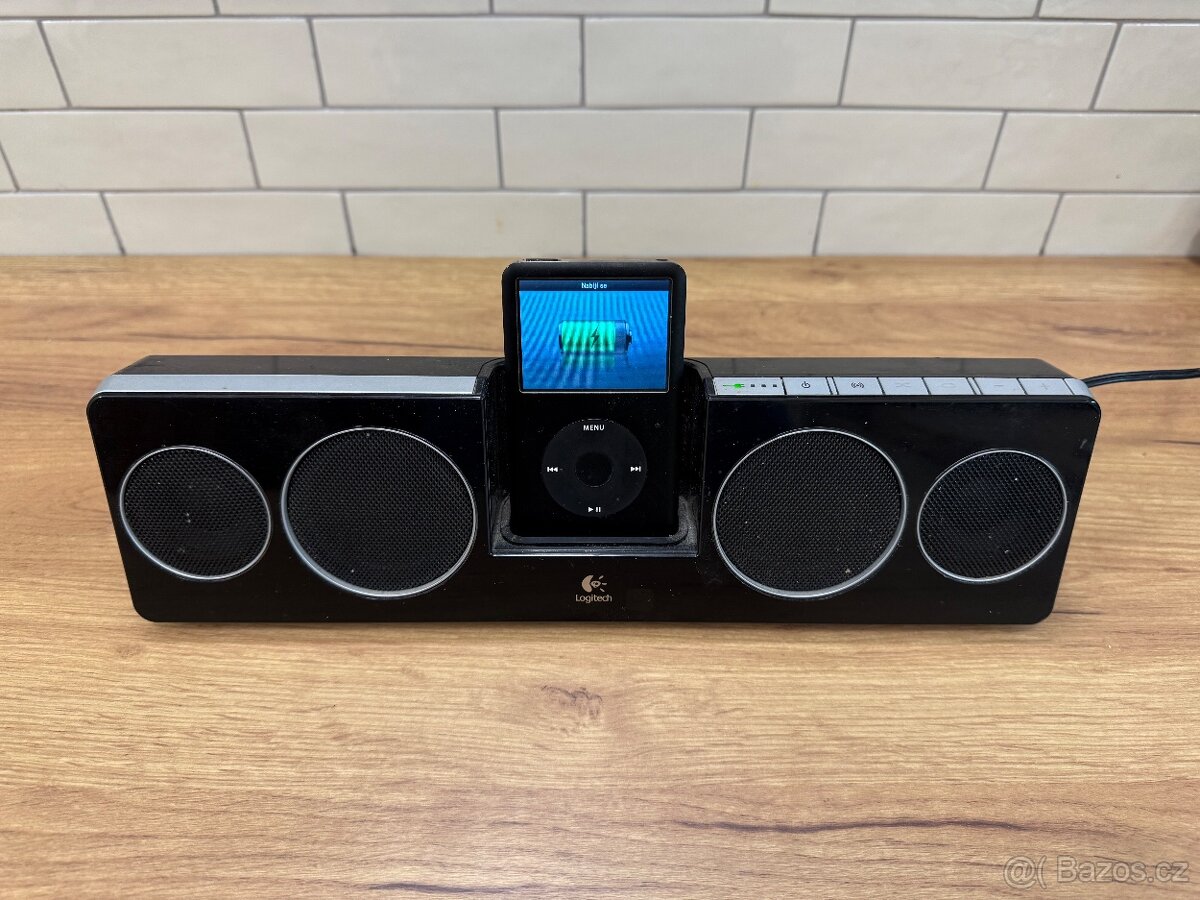 Apple iPod 160GB + přehrávač Logitech - 5