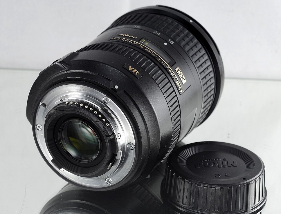 NIKON AF-S DX NIKKOR 18-200mm f/3.5-5.6 G ED VR II - 5