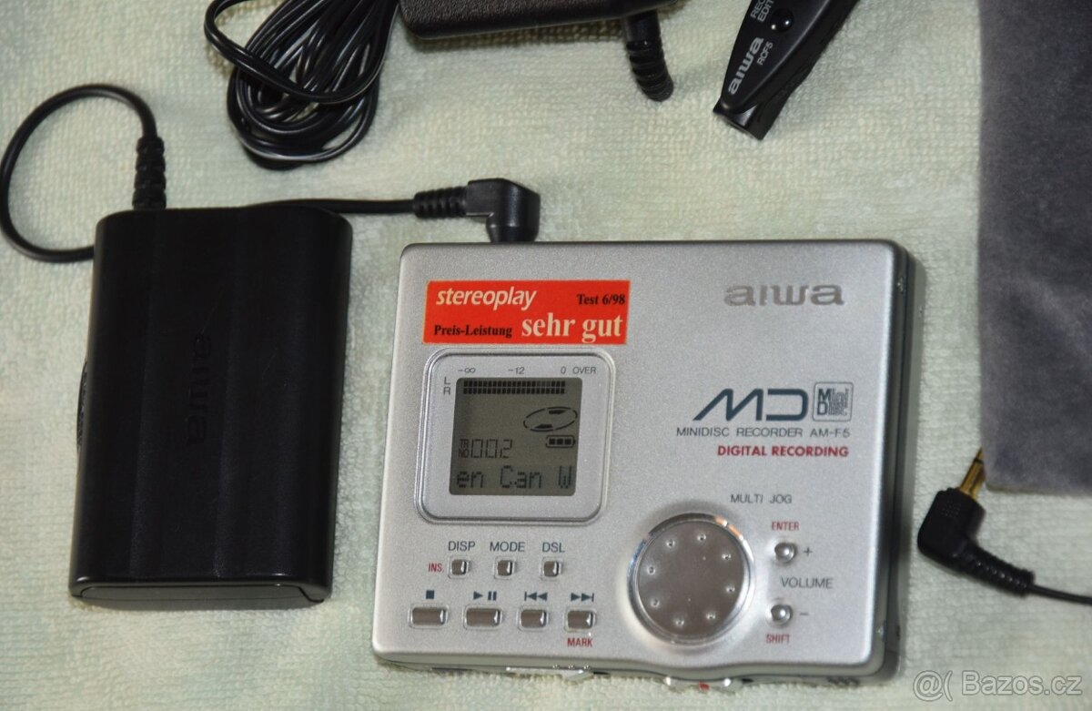 Minidisc Aiwa AM-F5, nabíječka, AA adapter, manual, MD disky - 5