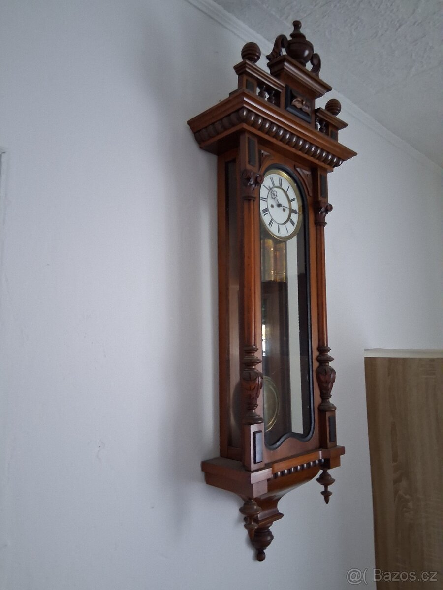 Krásné starožitné hodiny - 5