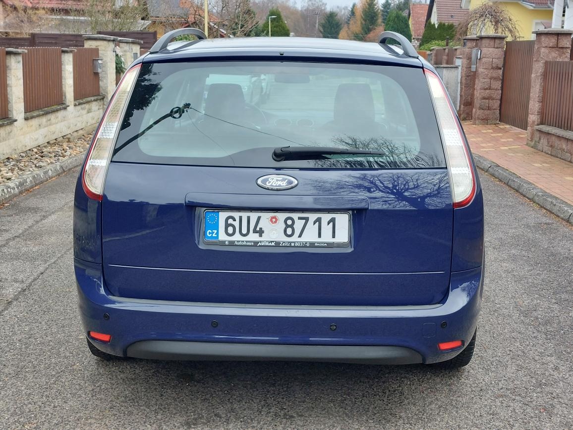 FORD FOCUS combi 1,6 74kw, benzin, r. v. 2/2011 koupeno v CZ - 5