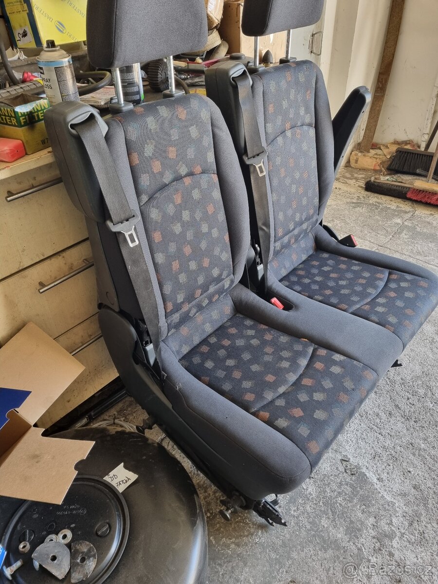 Prostřední řada sedaček Mercedes Vito W639 sklápěcí - 5