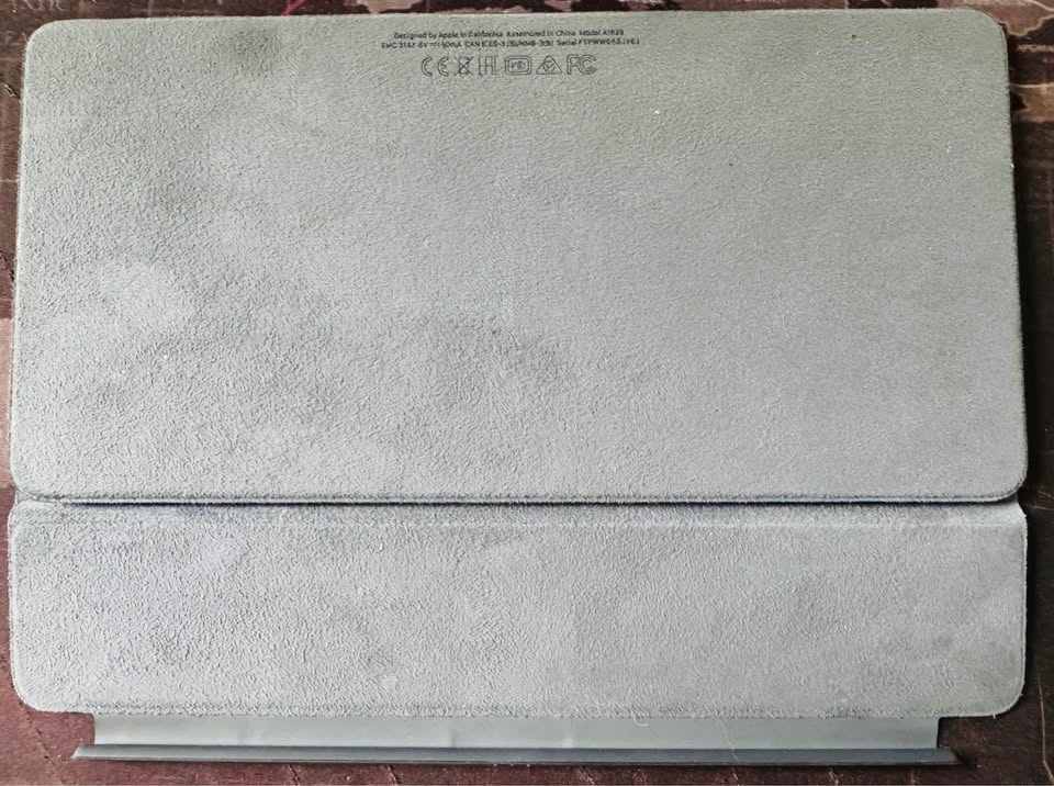 Apple Smart Keyboard A1829 iPad Air iPad Pro - 5