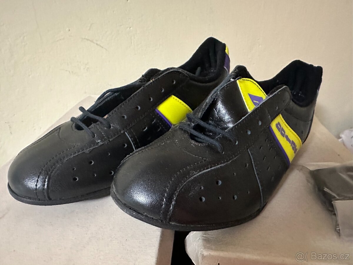 Botas tretry NOVÉ - 5