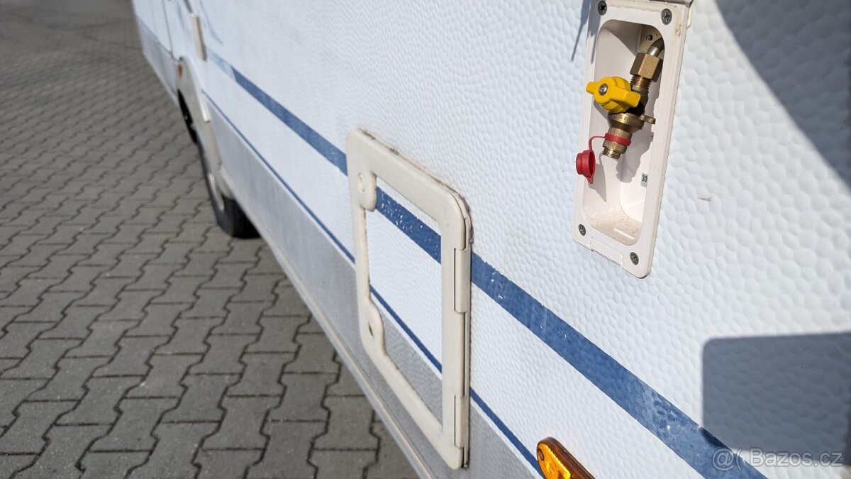 Obytný karavan Wilk S3 450, klima, solar, DPH - 5