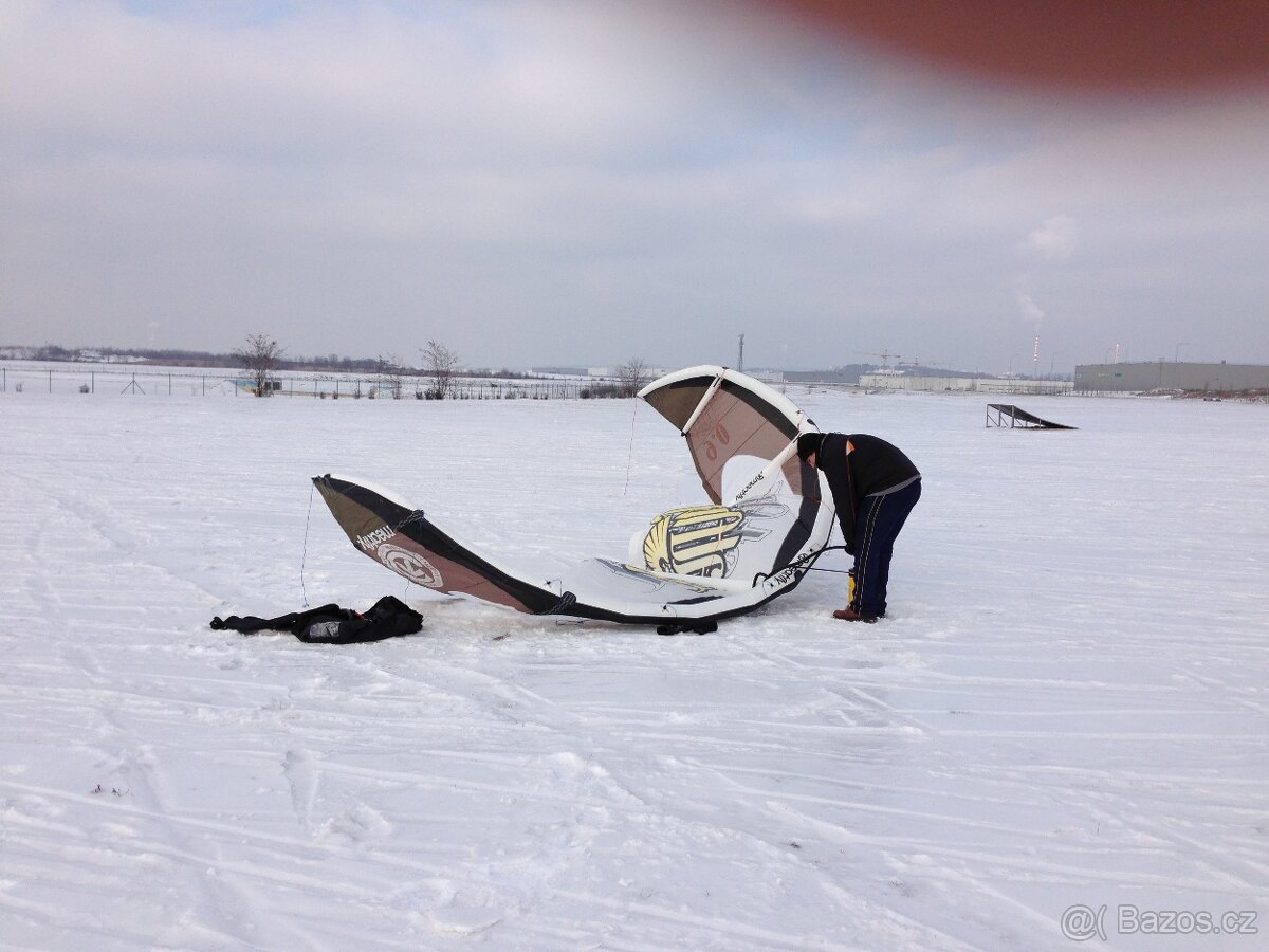 Kite MeatFly 9 + bar + pump, 1x použité - 5