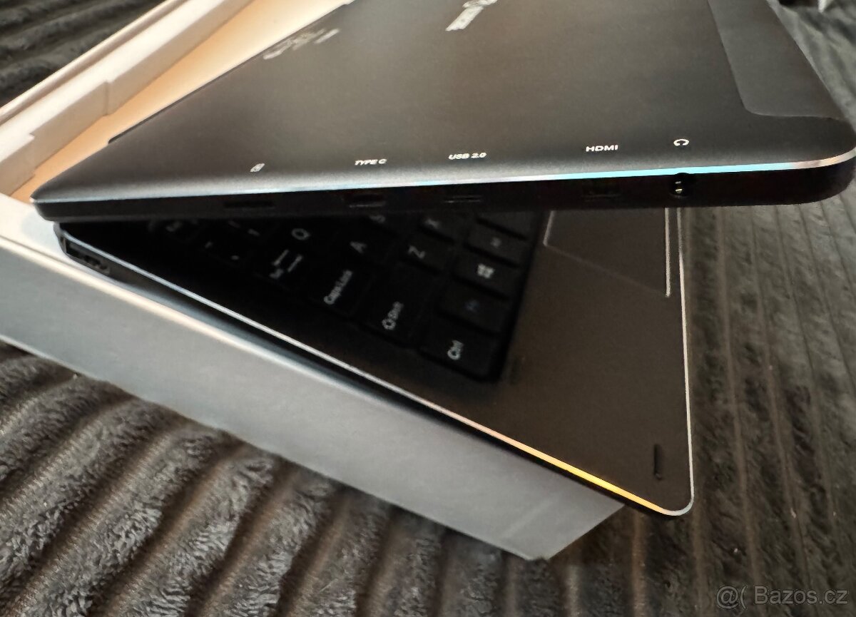 iWork 10 Pro 2 in 1 Tablet PC - 5