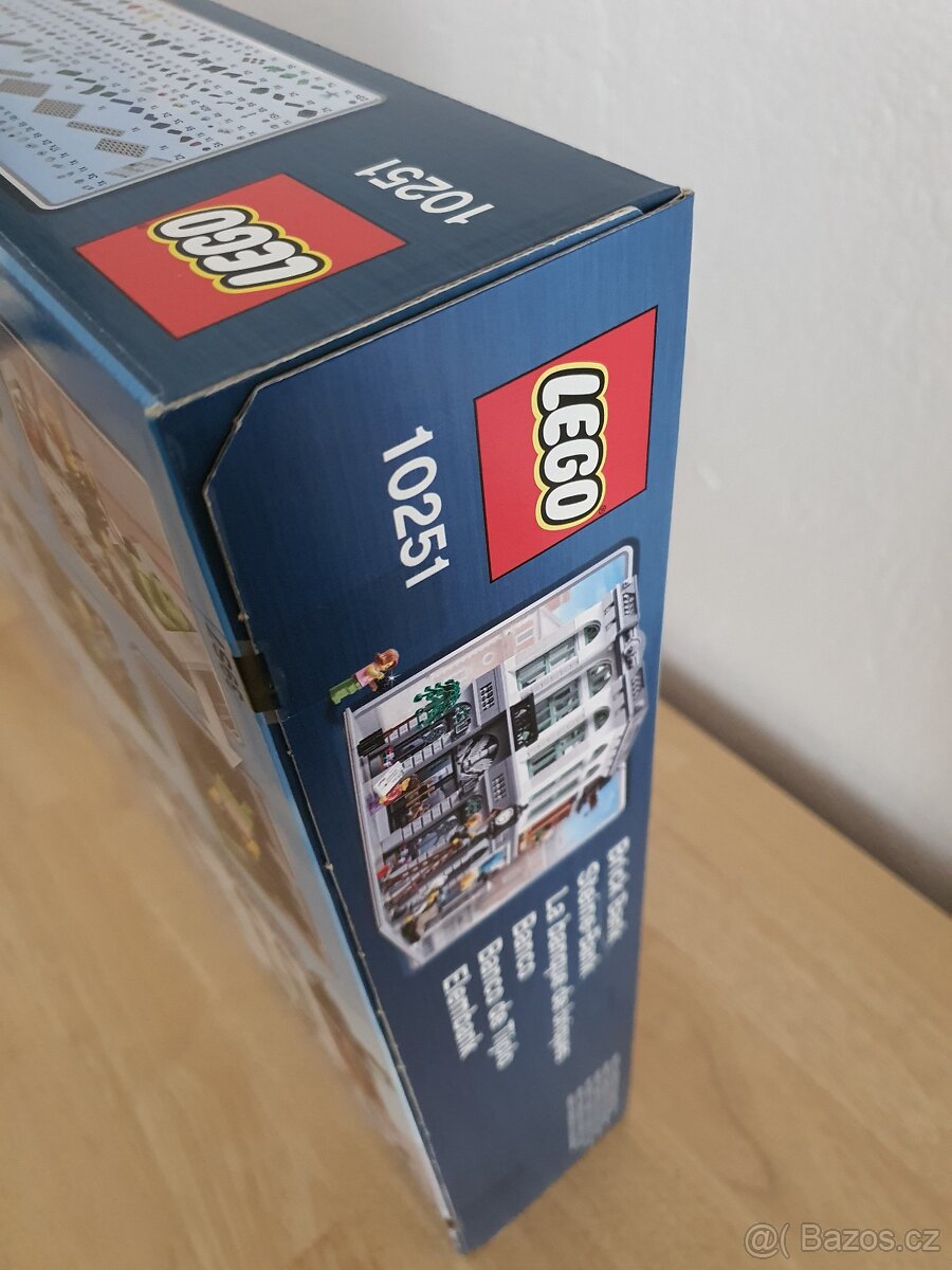 Lego 10251 Brick bank - 5